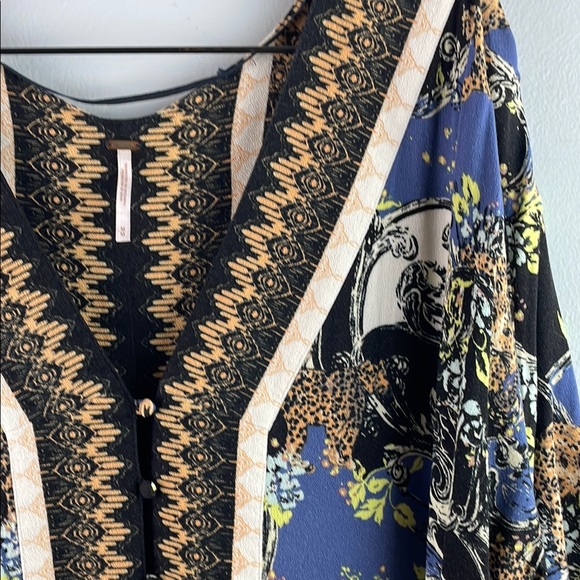 Free People Catch Me If You Can Top Size M - Picture 3 of 8